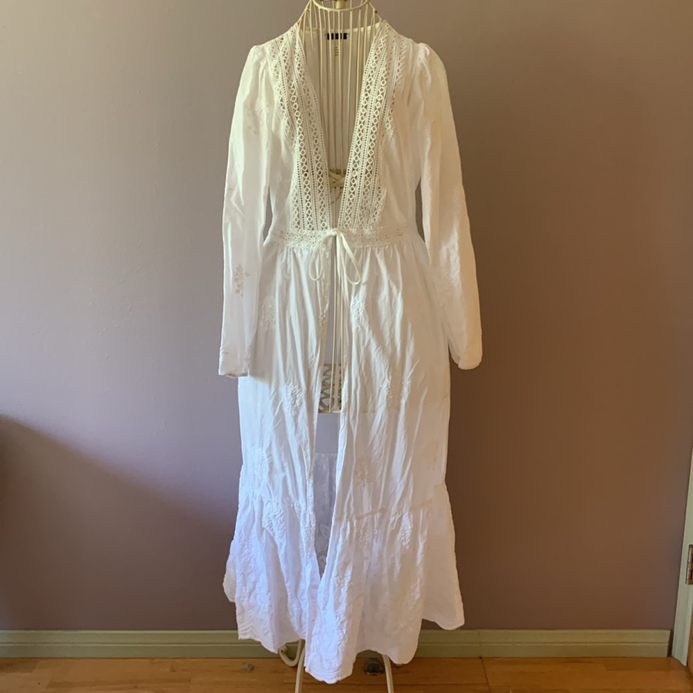 📍FIRM📍CREW Scallop embroidery Coverup Dress kimono cotton